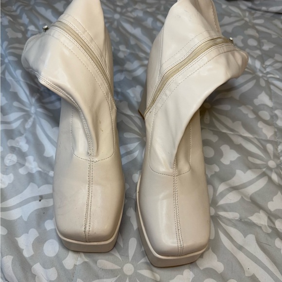 Women's White Platform Boots - EGO - Picture 2 of 8